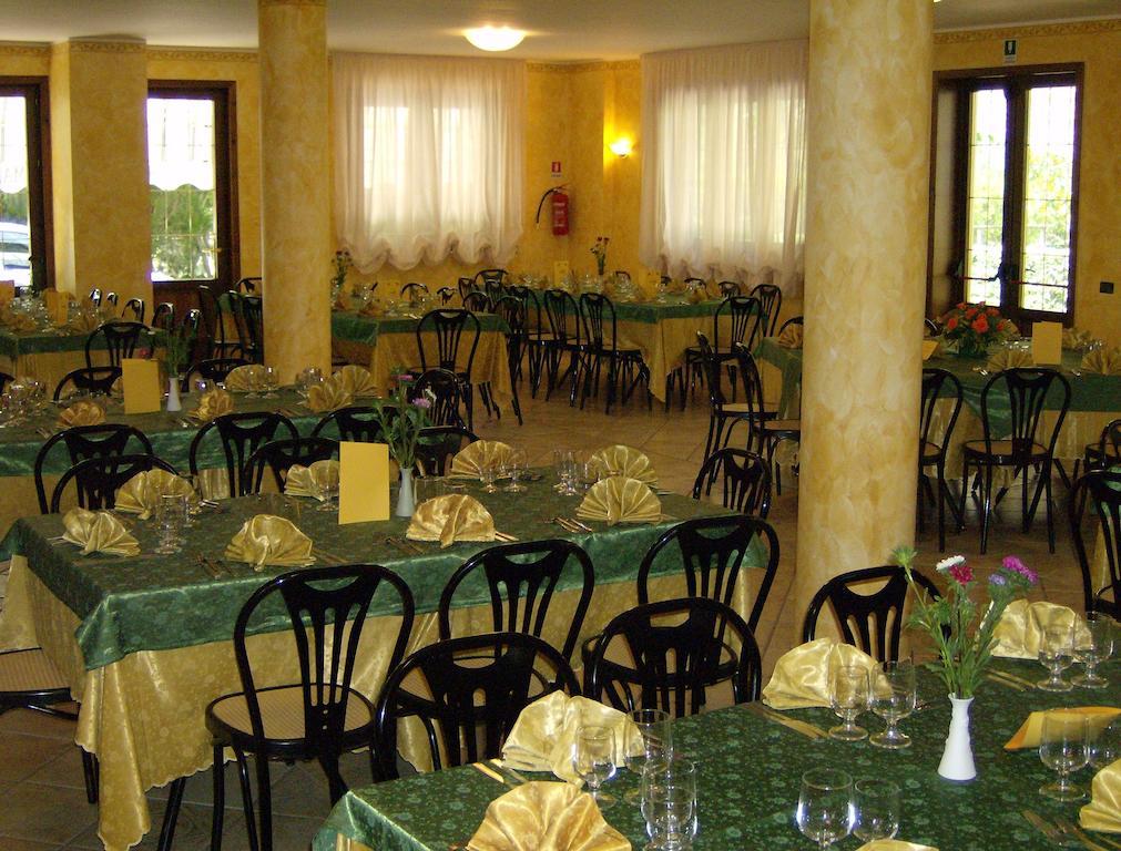 Hotel Zi Marianna Pertosa Exterior foto